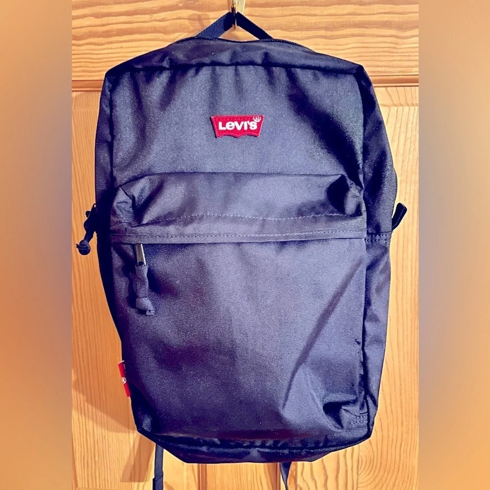 Levi's Navy Blue Backpack Unisex Travel School Bag Durable Adjustable Straps